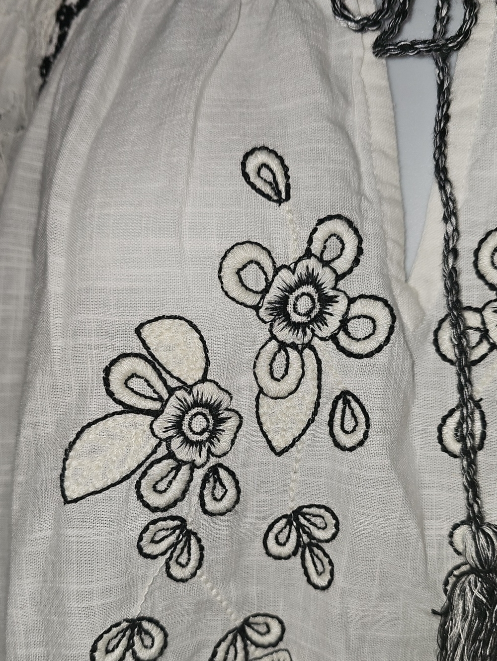Calligraphie Boho Top - Picture 5 of 11
